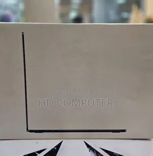 New Laptop Apple MacBook Air 2022 M2 8GB Apple M2 SSD 256GB