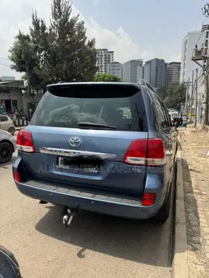 Toyota Land Cruiser 2008 Blue