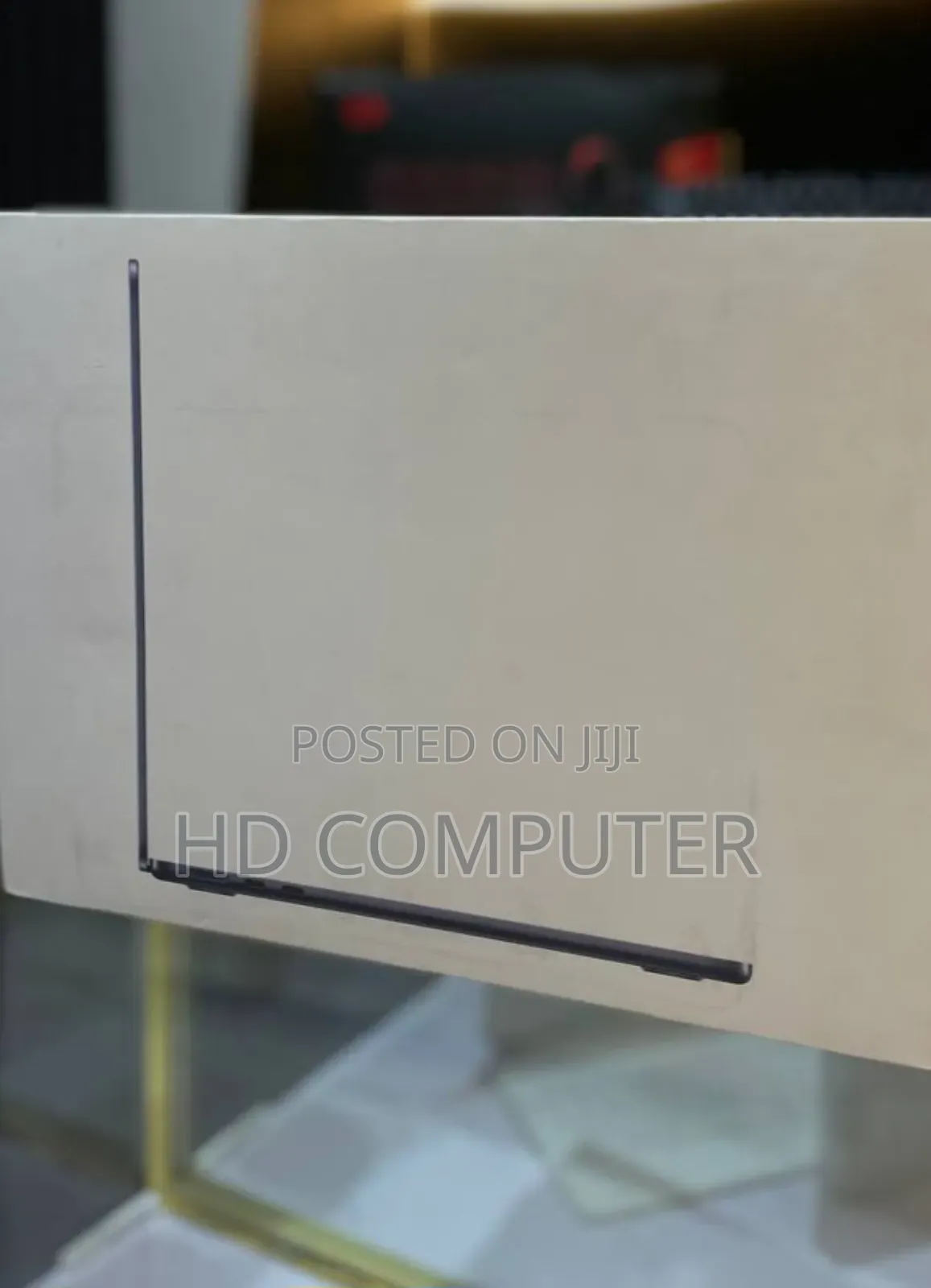 New Laptop Apple MacBook Pro 2024 M4 14-Inch 16GB Apple M4 SSD 256GB