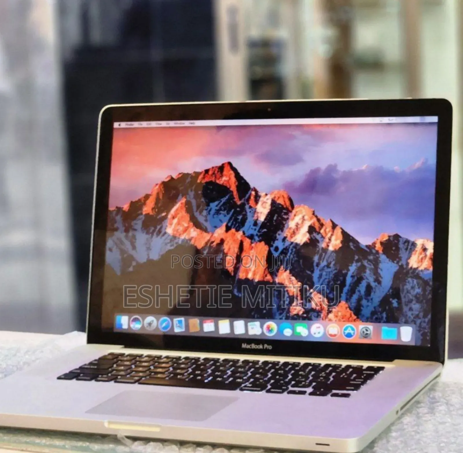 New Laptop Apple MacBook 2010 16GB Intel Core I7 SSD 512GB