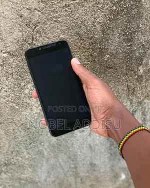 Samsung Galaxy J4 16 GB Black