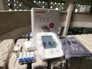 Photo - Digital Blood Pressuer Monitor說話blood Pressure Monitor Nee