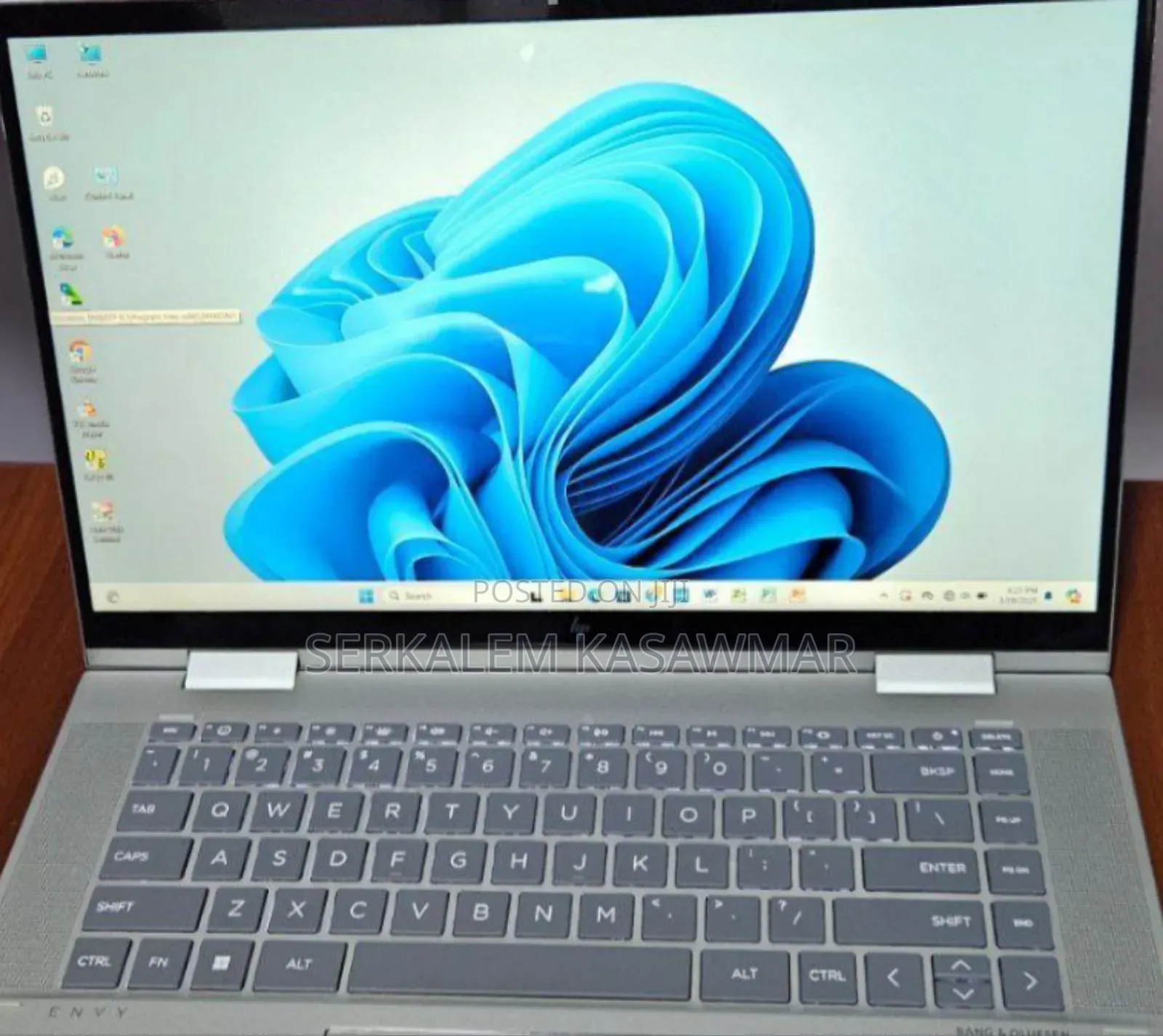 New Laptop HP Envy X360 8GB Intel Core I5 SSD 512GB