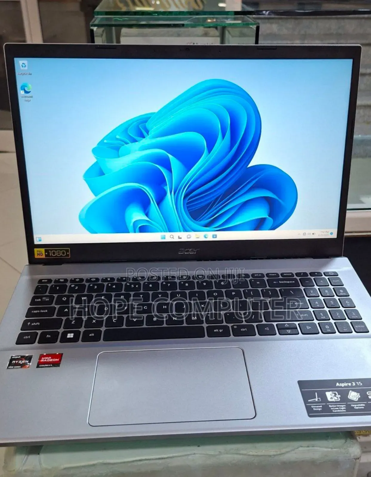 New Laptop Acer Aspire 3 16GB AMD Ryzen 7 SSD 512GB