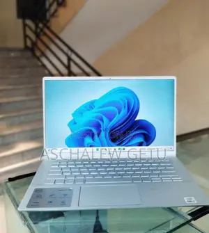 New Laptop Dell Inspiron 15 16GB Intel Core I7 SSD 512GB