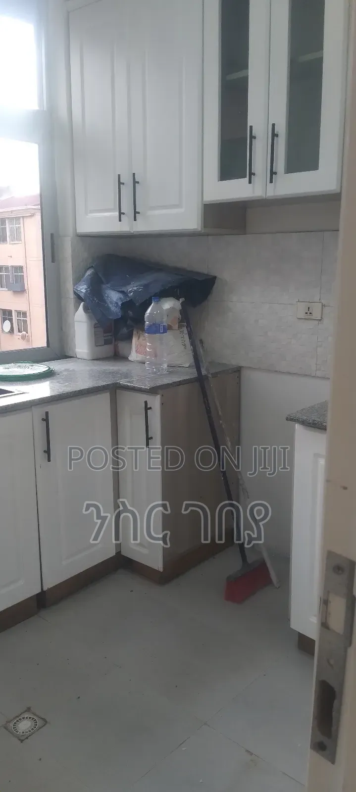 Furnished 3bdrm Condo in Ayat 49, 40/60, Yeka for rent