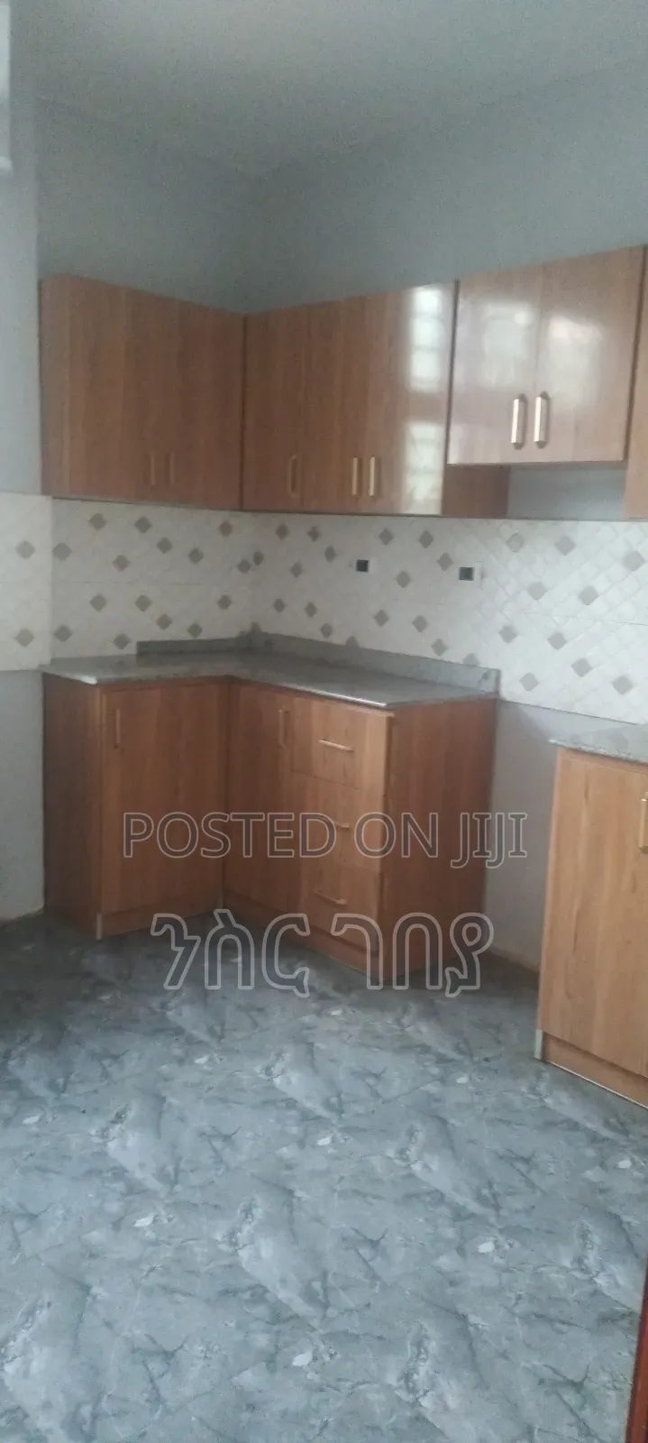 Furnished 3bdrm Condo in Ayat 49, 40/60, Yeka for rent