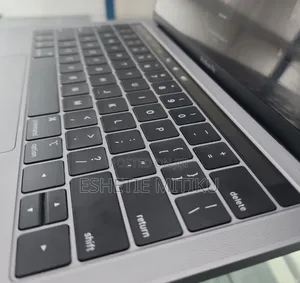 New Laptop Apple MacBook Pro 2019 16GB Intel Core I5 SSD 256GB