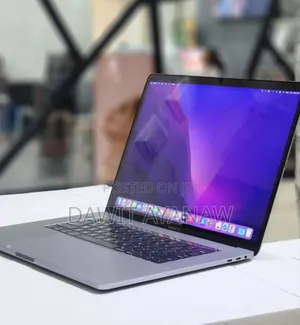 Photo - New Laptop Apple MacBook Pro 2016 16GB Intel Core I7 SSD 256GB