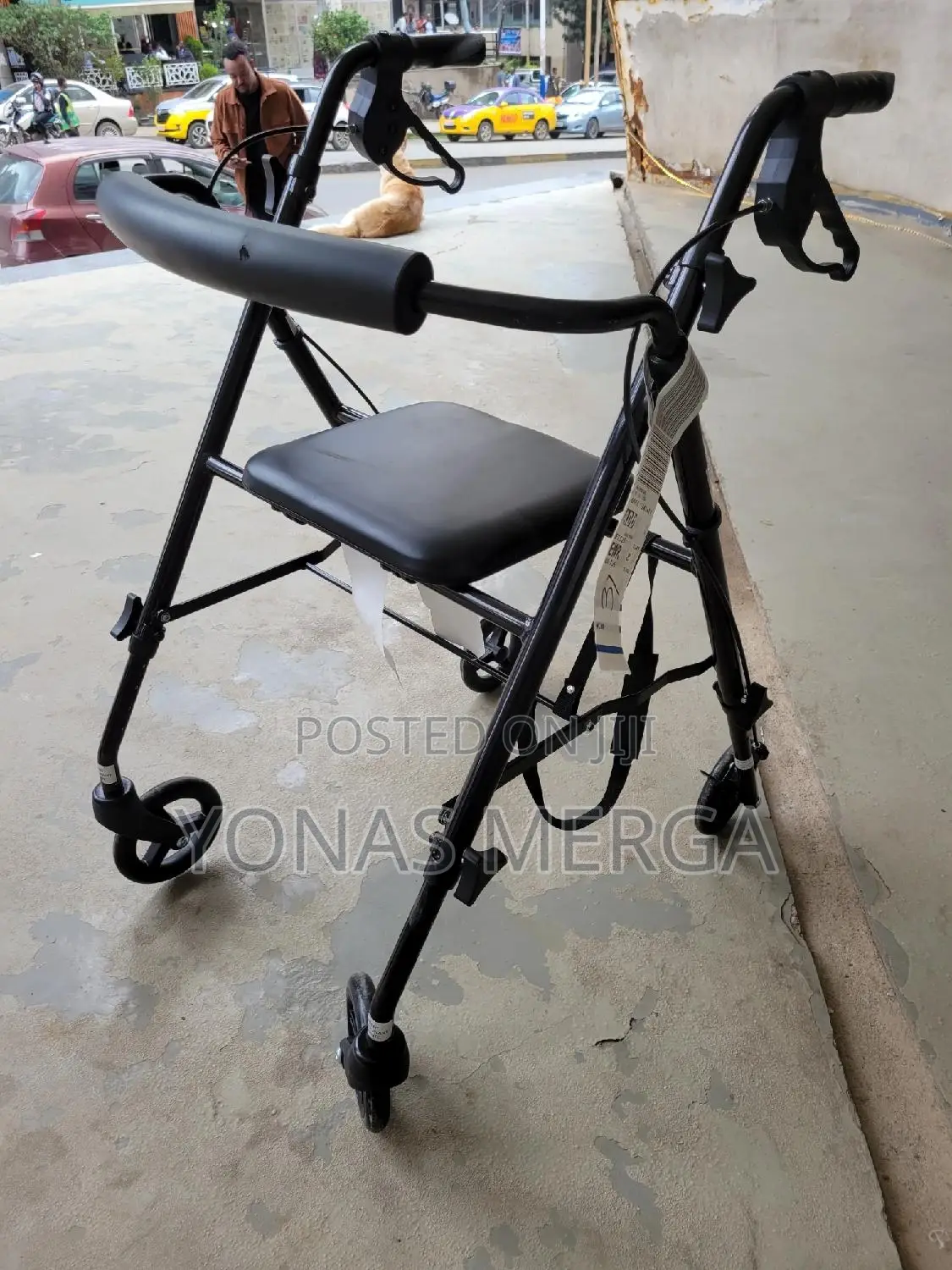 Walker With Seat Chair无نseniors, 4-Wheeled Walker~甴walker