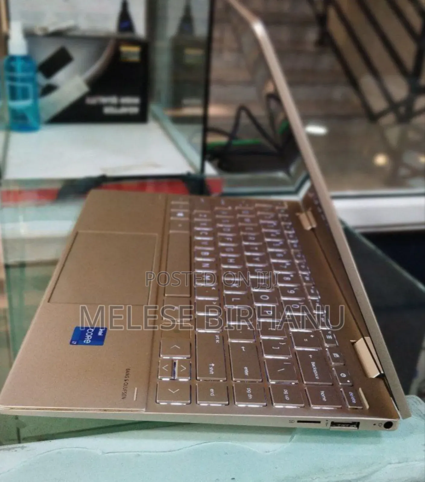 New Laptop HP Envy X360 8GB Intel Core I7 SSD 256GB