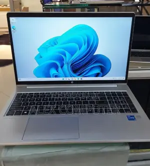 New Laptop HP ProBook 450 G8 16GB Intel Core I5 SSD 512GB