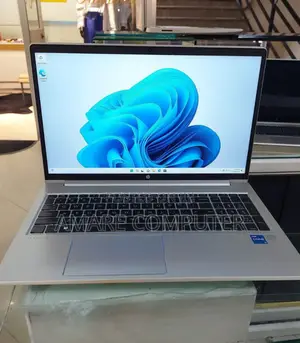 Photo - New Laptop HP ProBook 450 16GB Intel Core I7 SSD 512GB