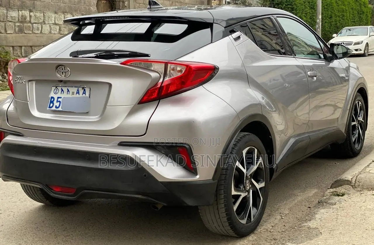 Toyota C-HR Limited FWD 2019 Silver