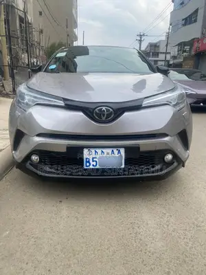 Toyota C-HR Limited FWD 2019 Silver