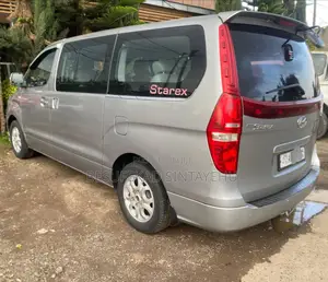 Hyundai Starex 2014 Gray