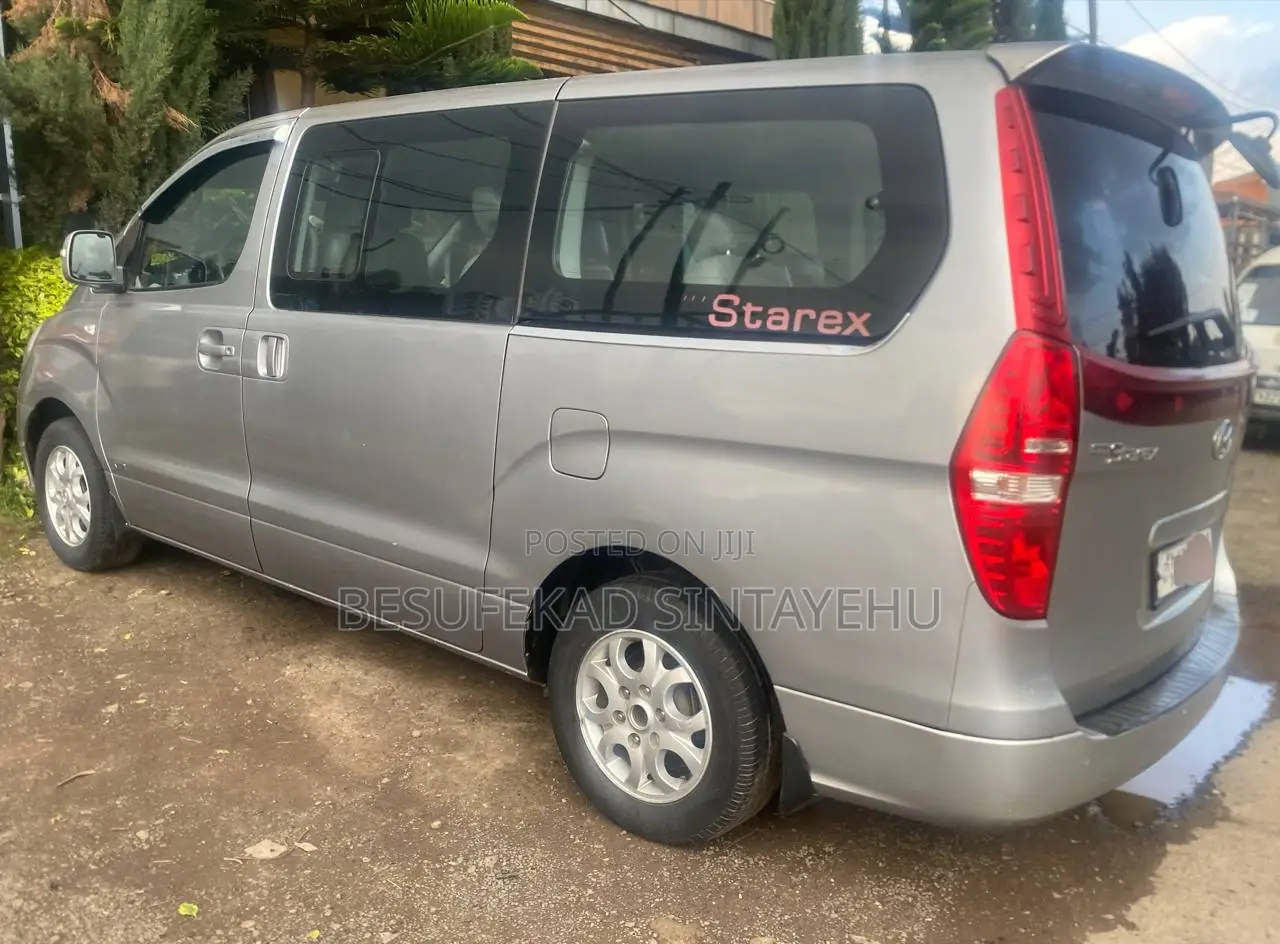 Hyundai Starex 2014 Gray