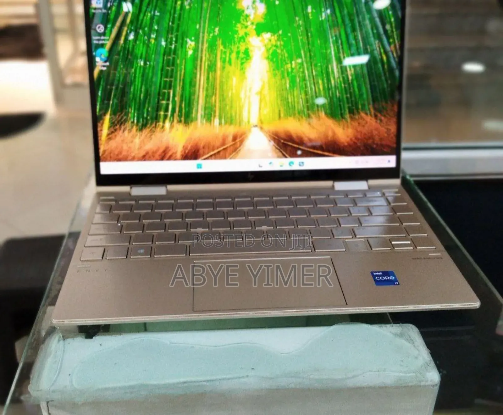 New Laptop HP Envy X360 8GB Intel Core I7 SSD 512GB