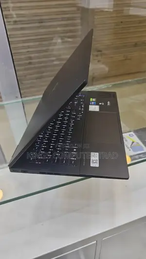New Laptop HP Omen 16 16GB Intel Core i7 SSD 512GB