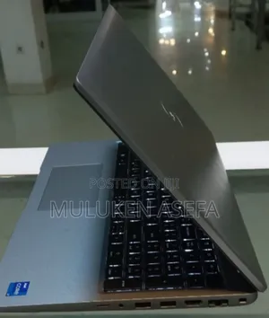 New Laptop Dell Latitude 5540 16GB Intel Core I7 SSD 512GB