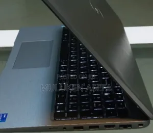 New Laptop Dell Latitude 5540 16GB Intel Core I7 SSD 512GB