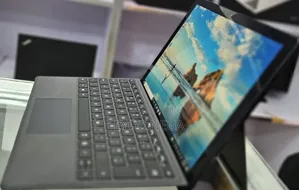 New Laptop Microsoft Surface Pro 7 16GB Intel Core I7 SSD 512GB