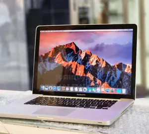 Photo - New Laptop Apple MacBook Pro 2010 4GB Intel Core I7 SSD 512GB