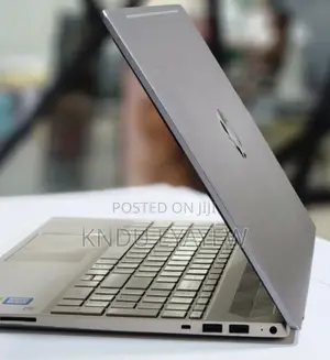 New Laptop HP Pavilion 15 8GB Intel Core I7 SSD 512GB