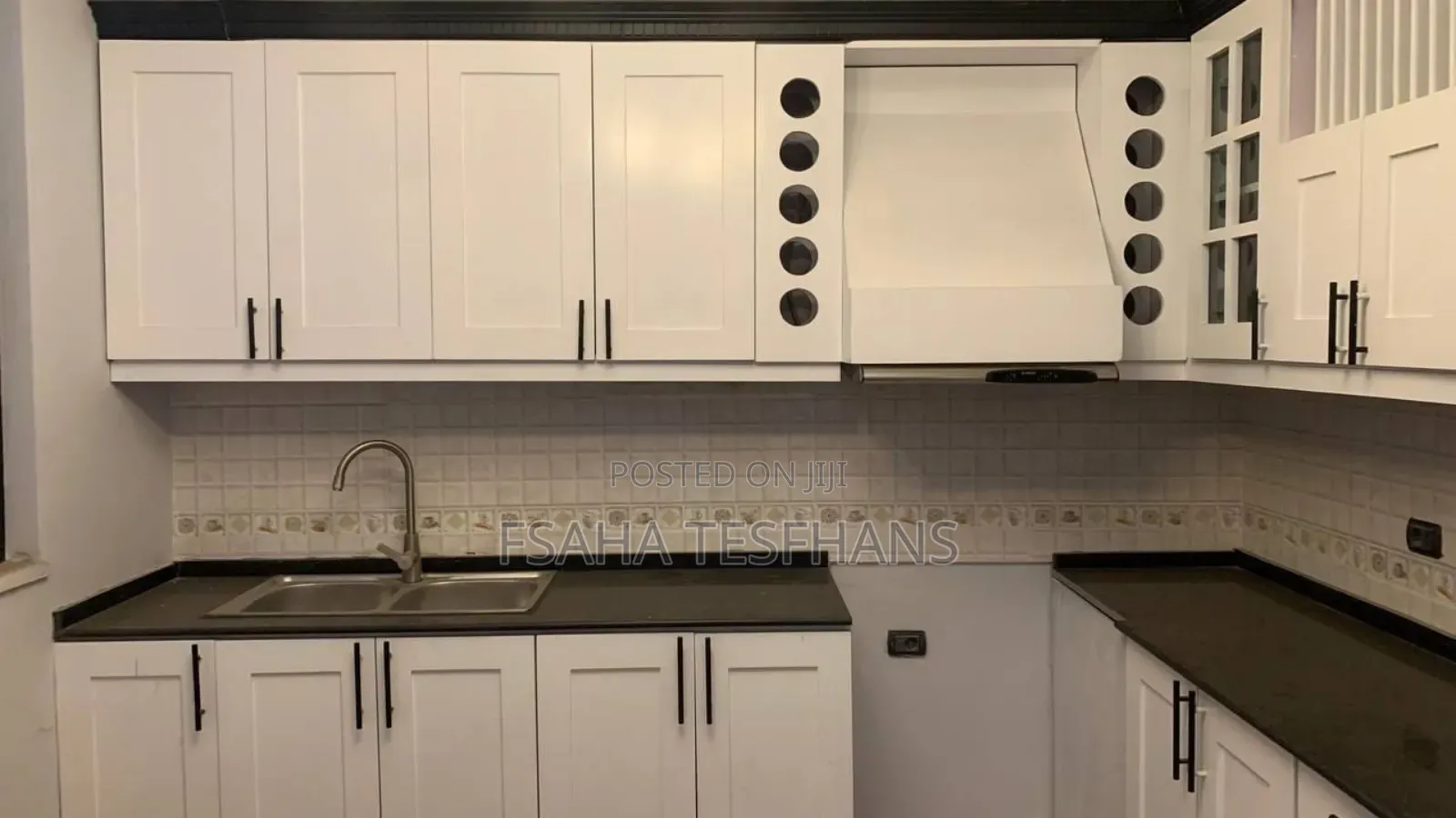 6bdrm House in House For Rent, Bole for rent