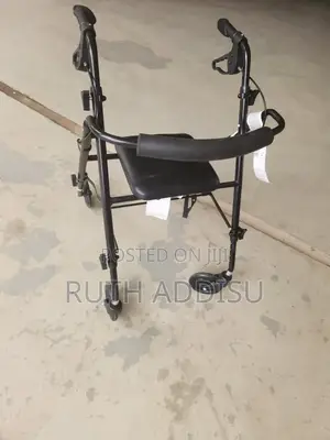 Walker Foldable With Four Wheel只有walker跟蹤walker夠本walker New