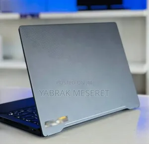 New Laptop Asus ROG Zephyrus G14 24GB AMD Ryzen 7 SSD 2T