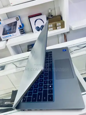 New Laptop Dell Latitude 5440 16GB Intel Core I5 SSD 512GB