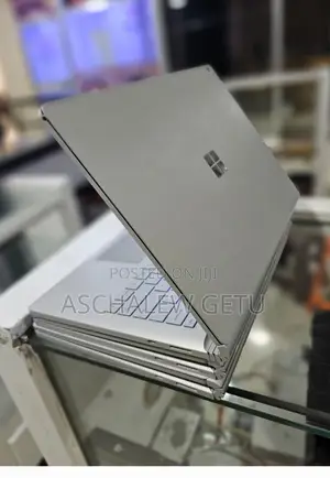 Photo - New Laptop Microsoft Surface 16GB Intel Core I7 SSD 256GB