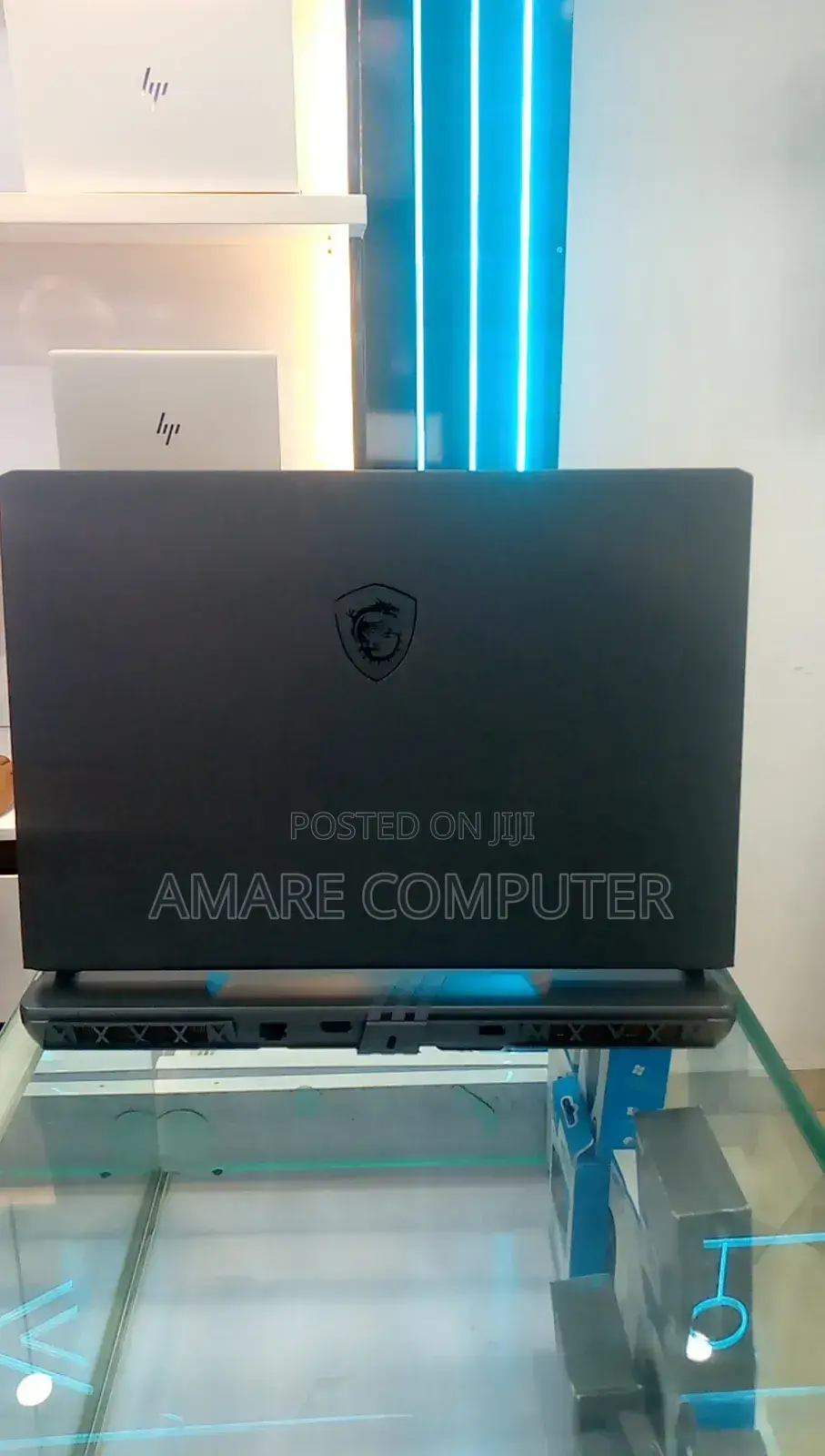 New Laptop MSI Vector 17 HX AI A2XWJG 16GB Intel Core Ultra 7 SSD 512GB