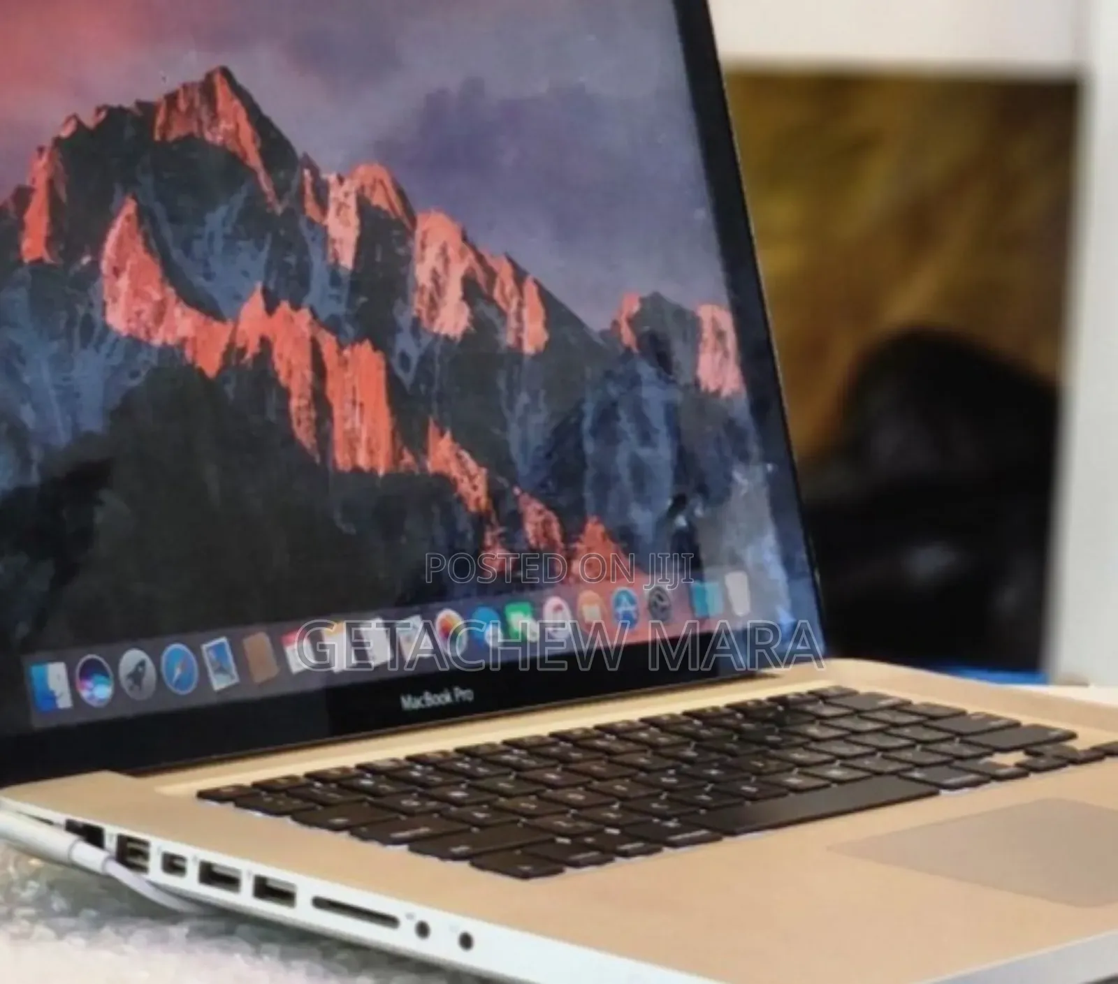 New Laptop Apple MacBook 2010 4GB Intel Core I7 SSD 512GB