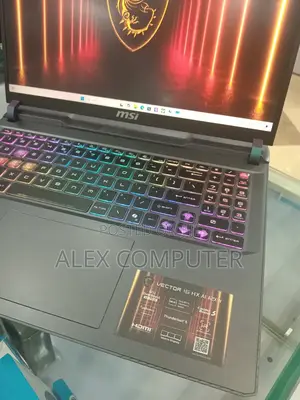 New Laptop MSI Vector 17 HX AI A2XWJG 16GB Intel Core Ultra 7 SSD 1T