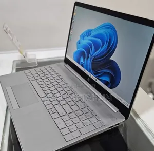 New Laptop HP Stream Notebook 8GB Intel Core I7 SSD 512GB