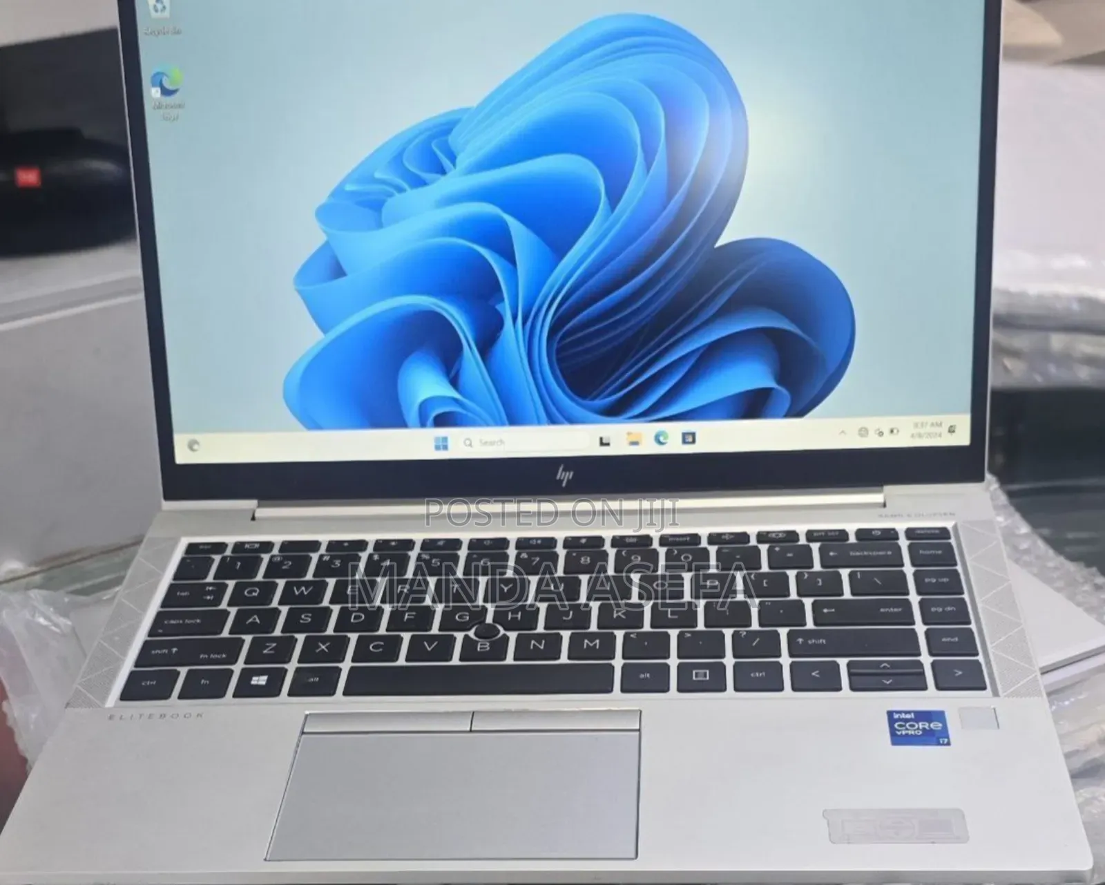 New Laptop HP EliteBook 840 G8 16GB Intel Core I7 SSD 512GB
