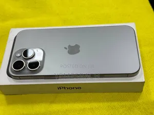 New Apple iPhone 16 Pro Max 256 GB White