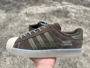 Adidas Old School 
Made in Vietnam