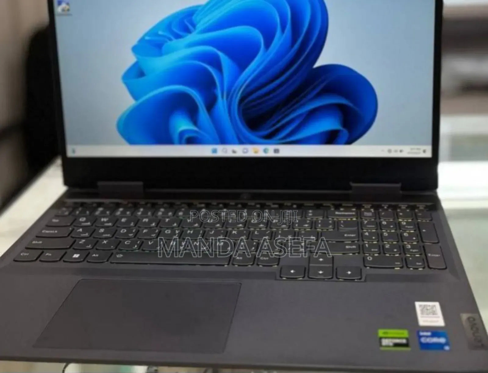 New Laptop Lenovo LOQ 15IRH8 16GB Intel Core I5 SSD 512GB