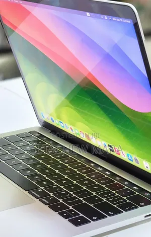 Photo - New Laptop Apple MacBook 2018 8GB Intel Core I5 SSD 256GB