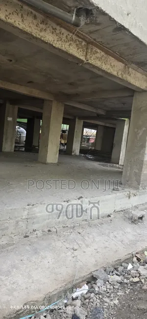 የሚሸጥ 40/60 ሱቅ በቅናሽ ዋጋ