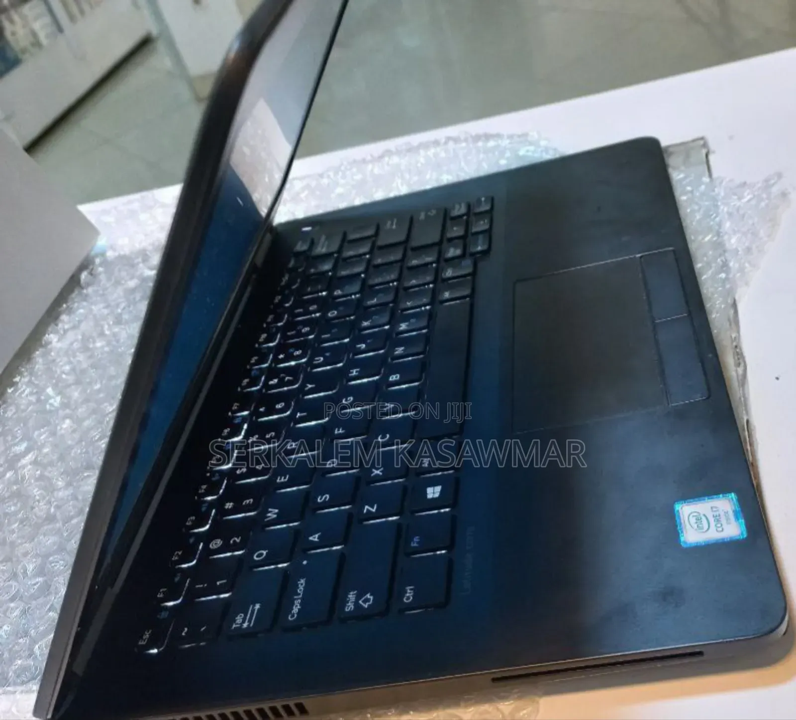 New Laptop Dell XPS 15 8GB Intel Core I7 SSD 256GB