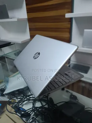 New Laptop HP Stream Notebook 8GB Intel Core I5 SSD 512GB