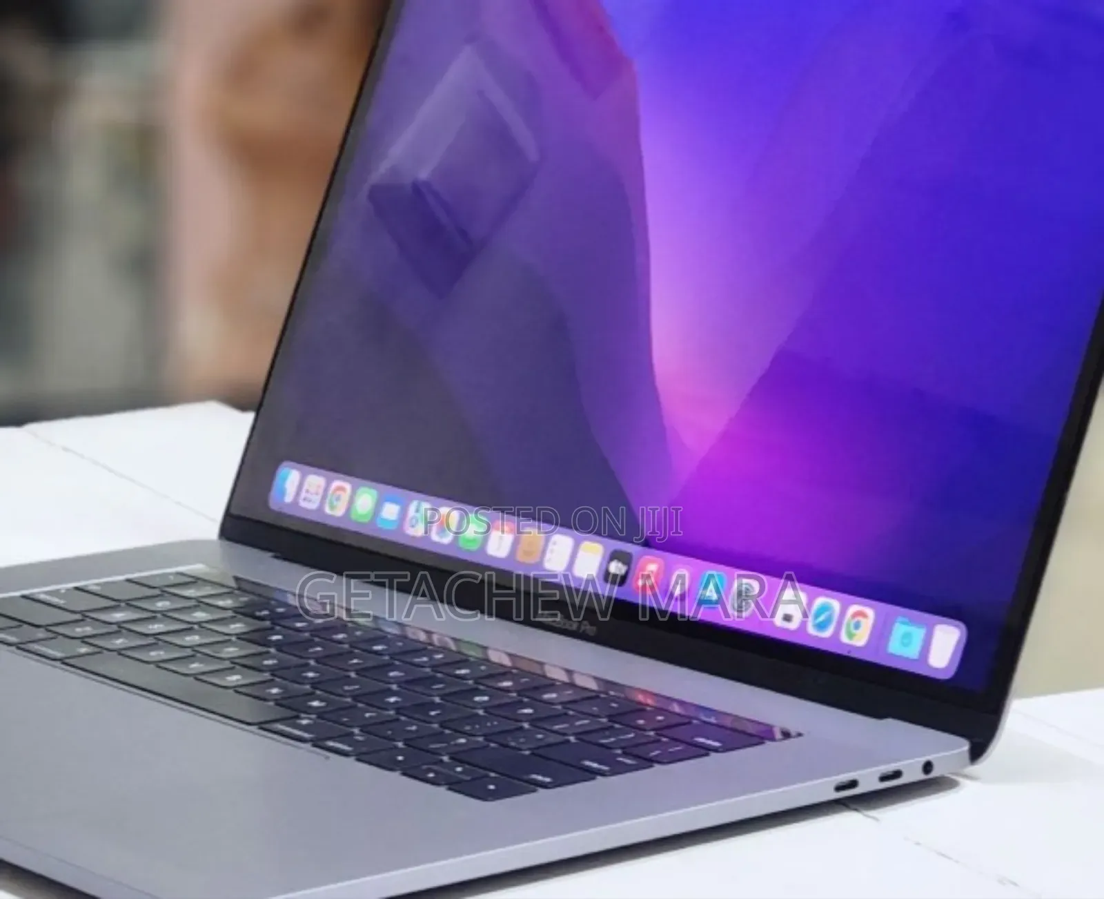 New Laptop Apple MacBook Pro M1 16GB Intel Core I7 SSD 256GB