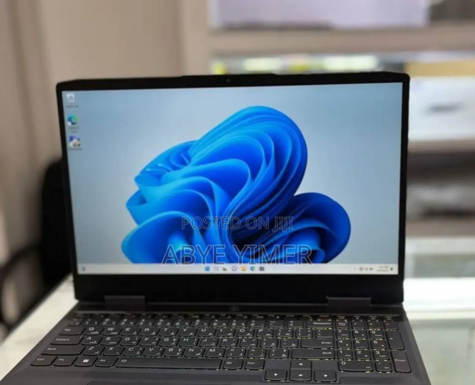 New Laptop Lenovo LOQ 15IRH8 16GB Intel Core I5 SSD 512GB