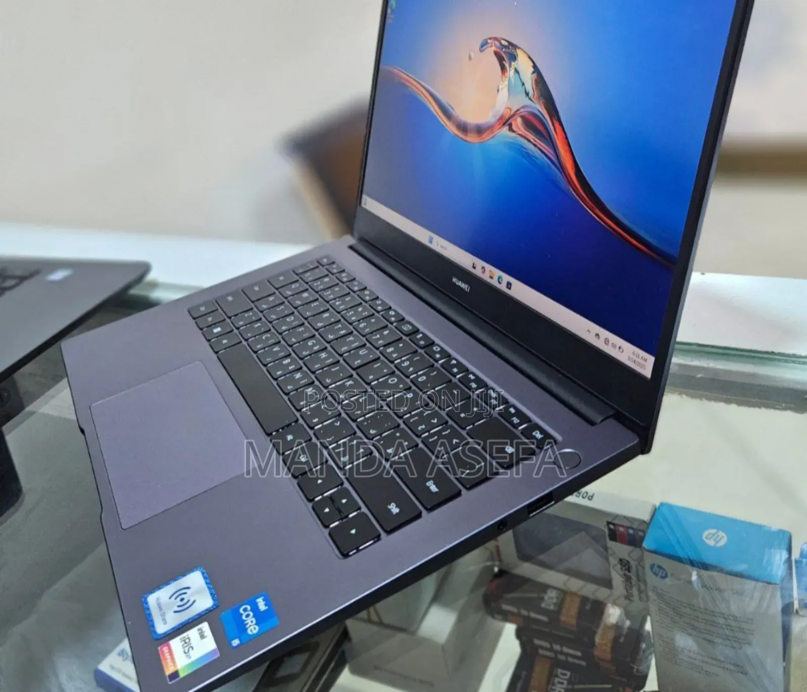 New Laptop Huawei MateBook HZ-W19 8GB Intel Core I5 SSD 512GB