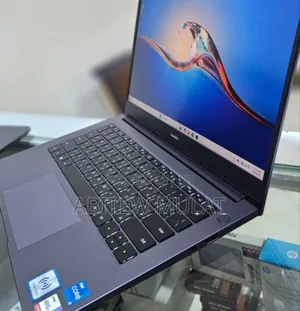 Photo - New Laptop Huawei MateBook HZ-W19 8GB Intel Core I5 SSD 512GB