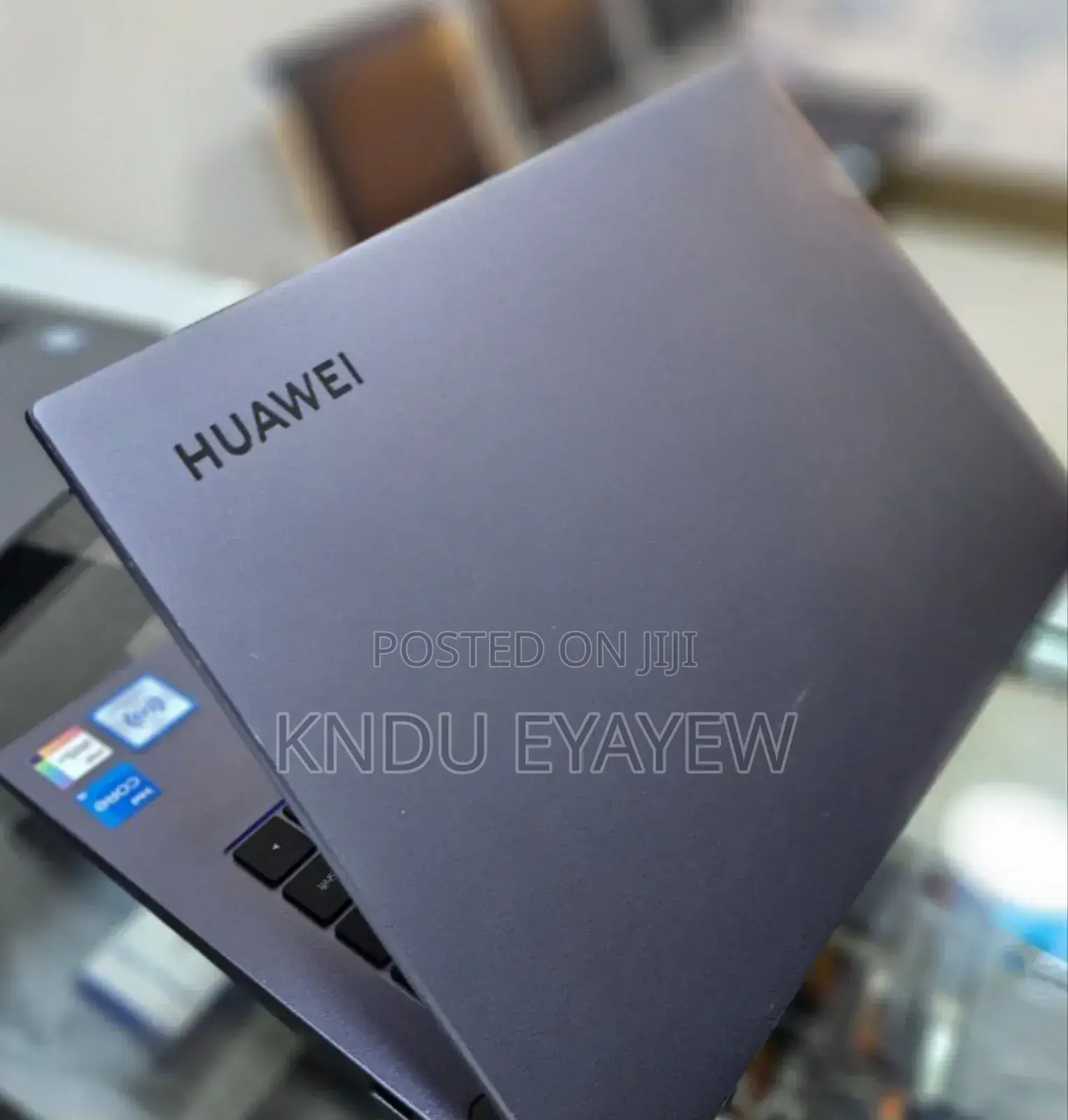 New Laptop Huawei MateBook 13 WRT-W19E 8GB Intel Core I5 SSD 512GB